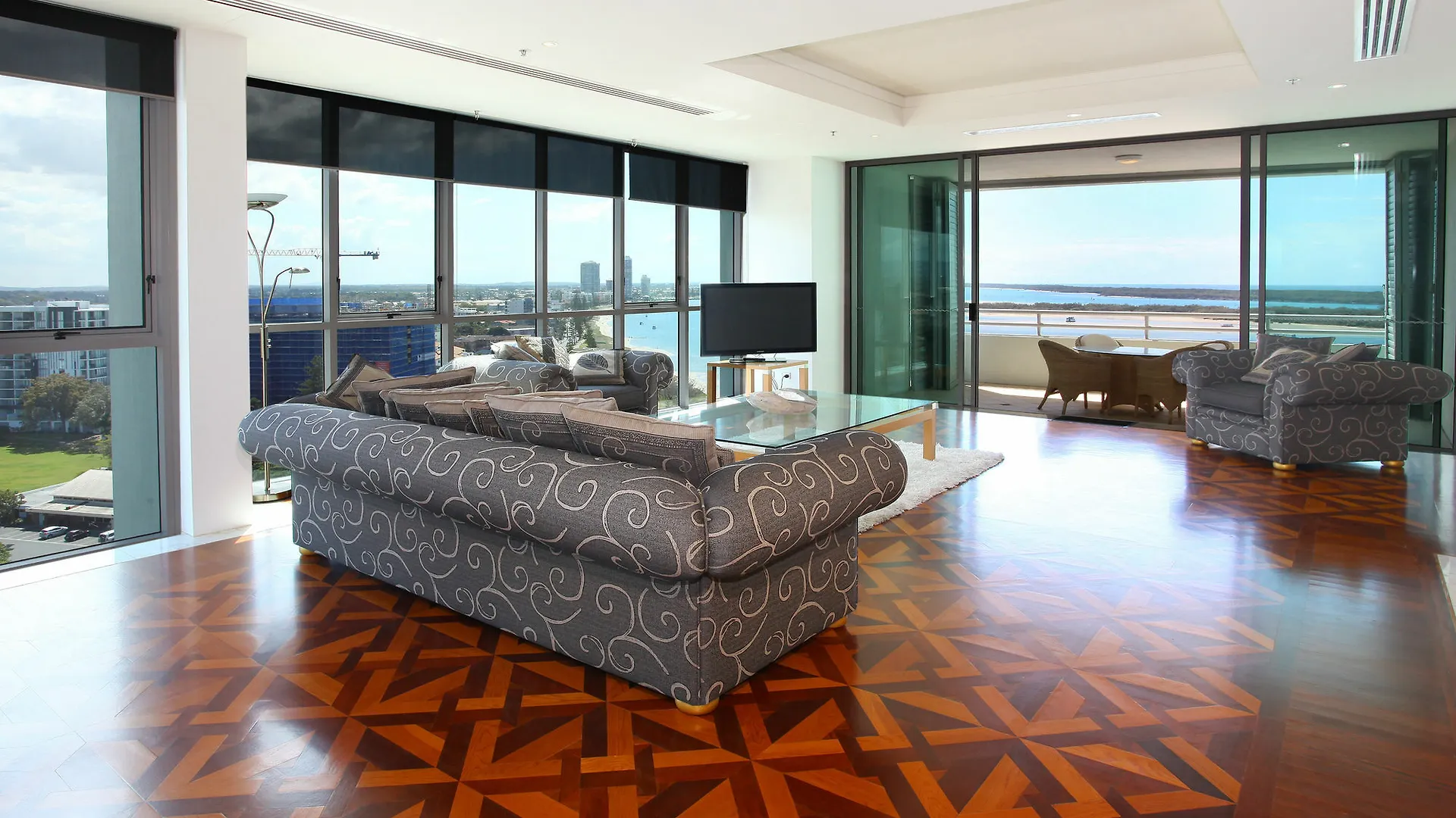 Grand Apartments Gold Coast 0*,